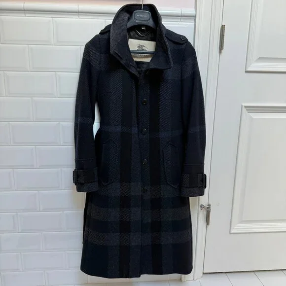 Burberry London Wool Plaid Coat 4 Navy Minimalist Quiet Luxury Feminine Chic - Picture 2 of 10